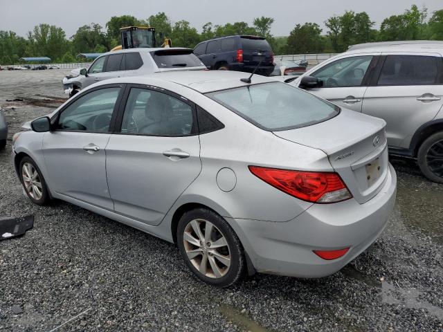 Sedans HYUNDAI ACCENT 2013 Srebrny