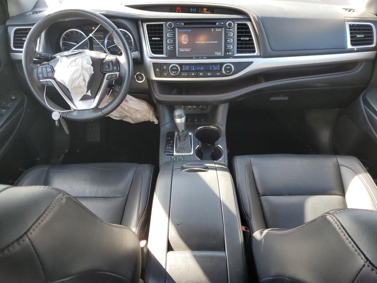 2019 Toyota Highlander Se VIN: 5TDJZRFH6KS611758 Lot: 57157545