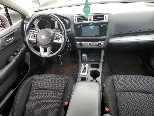  SUBARU OUTBACK 2015 Srebrny