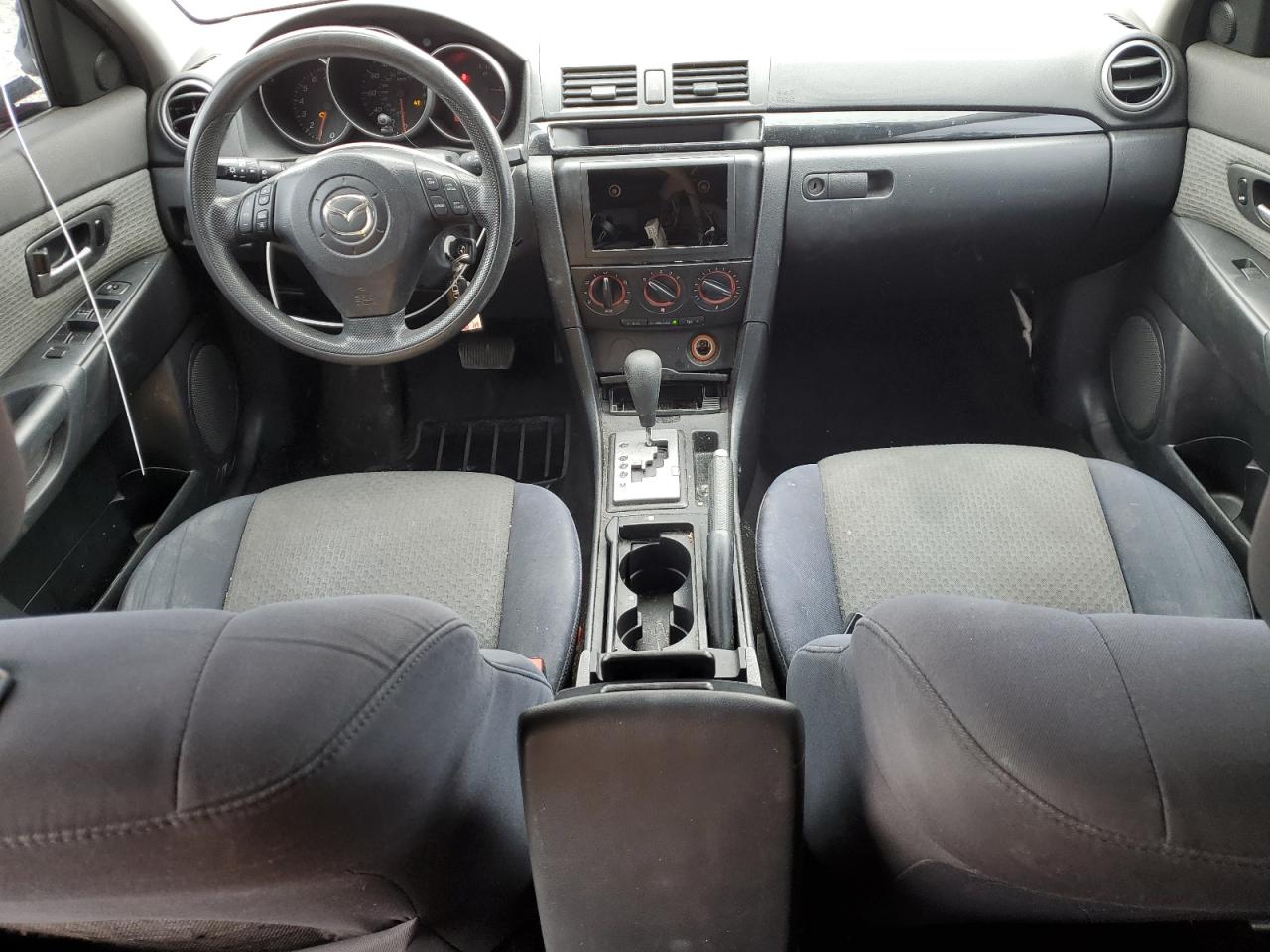 2004 Mazda 3 I VIN: JM1BK12F741144963 Lot: 56166045