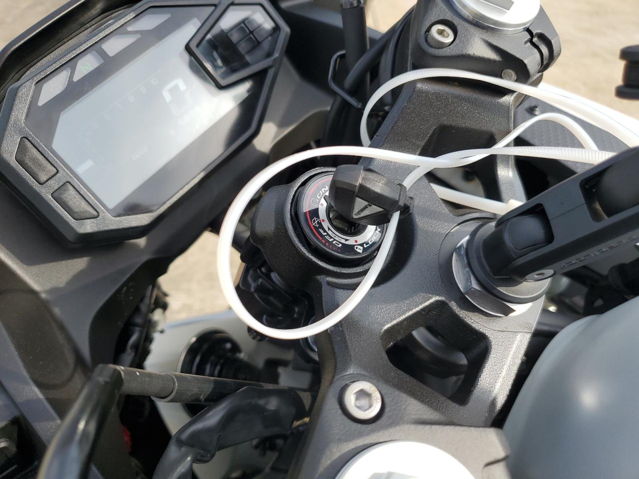 2025 Kawasaki Ex500 H VIN: ML5EXGH1XSDA42529 Lot: 58858105