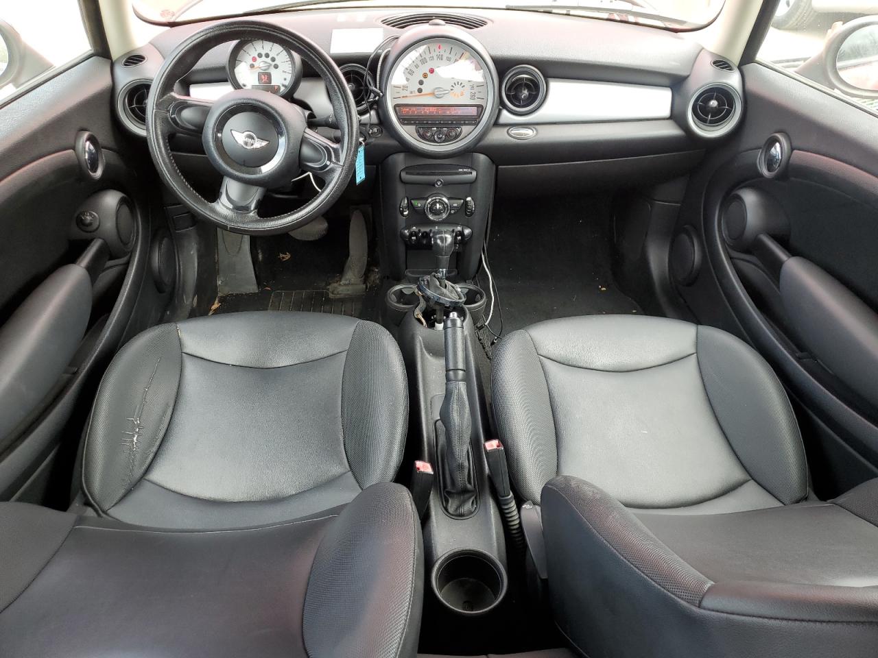 2011 Mini Cooper VIN: WMWSU3C59BT252950 Lot: 56840615