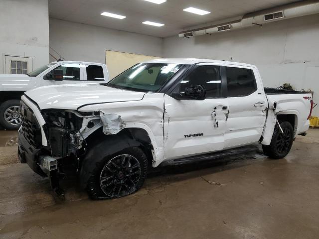 TOYOTA TUNDRA CRE 2024
