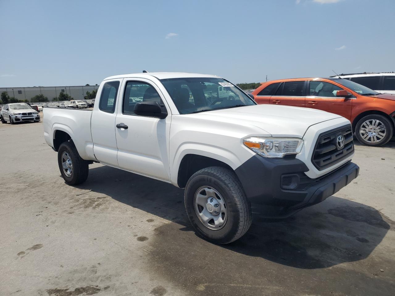 5TFRX5GN3HX087977 TOYOTA TACOMA 2017