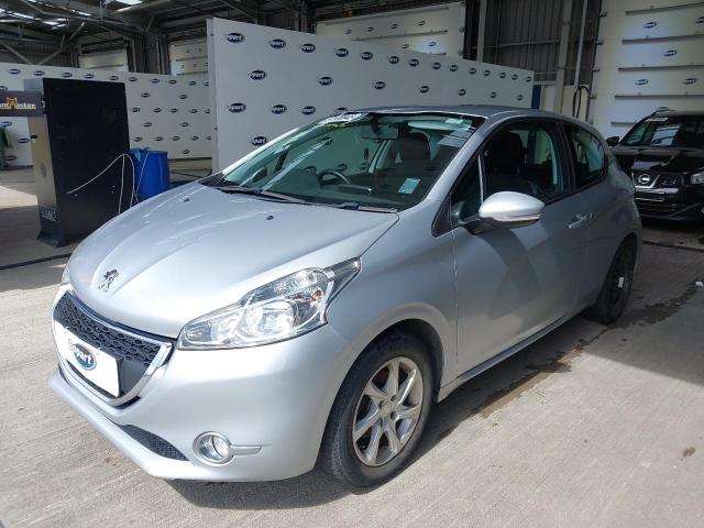PEUGEOT 208 ACTIVE 2014