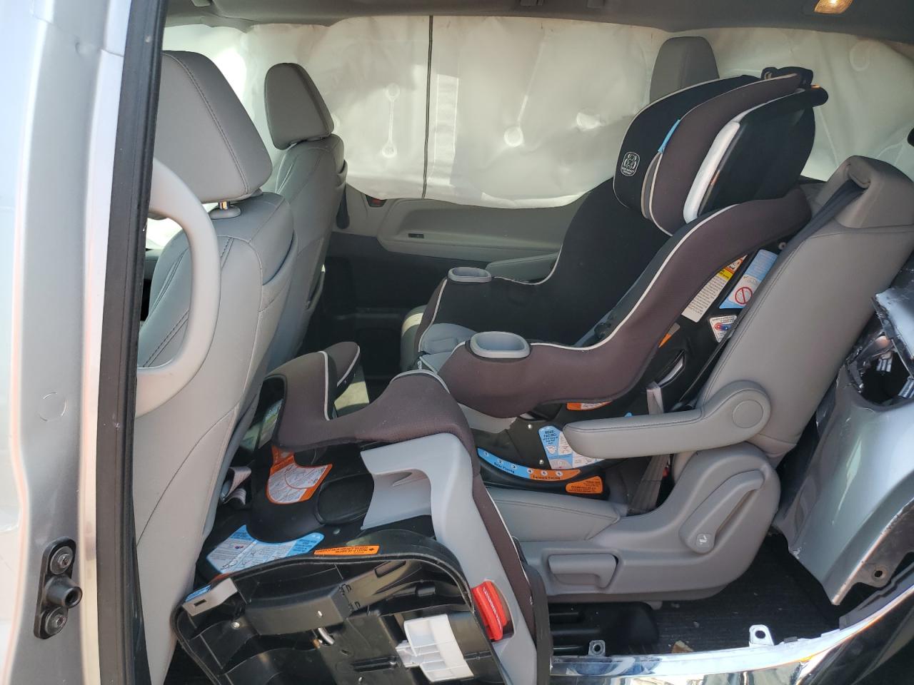 2022 Honda Odyssey Touring VIN: 5FNRL6H85NB056617 Lot: 59208295