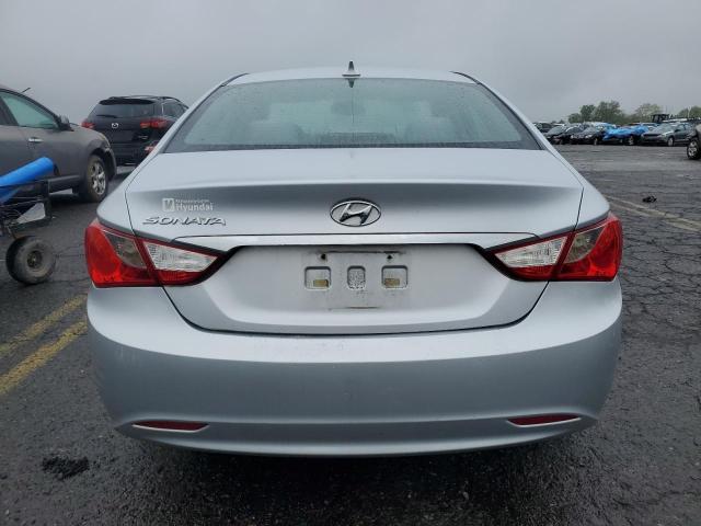  HYUNDAI SONATA 2013 Серебристый