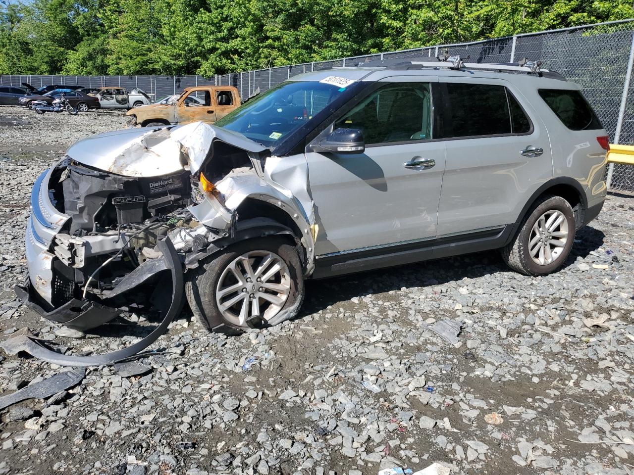 2014 Ford Explorer Xlt zu verkaufen in Waldorf, MD - Front End