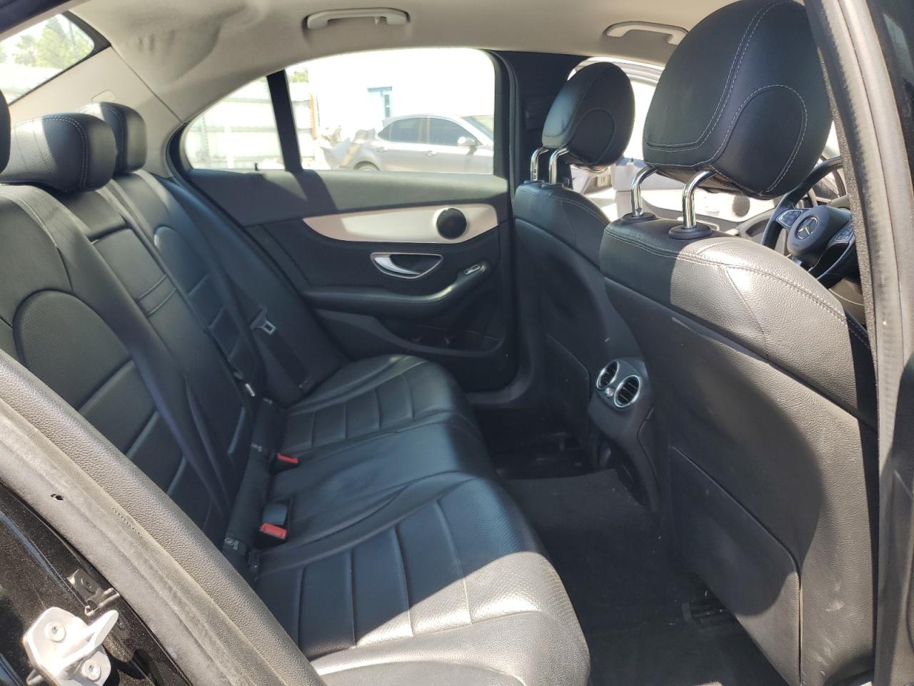 2016 Mercedes-Benz C 300 4Matic VIN: 55SWF4KB8GU137227 Lot: 57809045