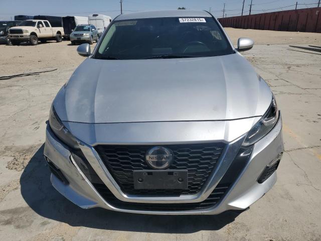  NISSAN ALTIMA 2019 Сріблястий