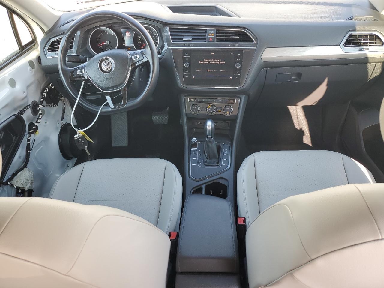 2018 Volkswagen Tiguan Se VIN: 3VV3B7AXXJM048925 Lot: 57089745