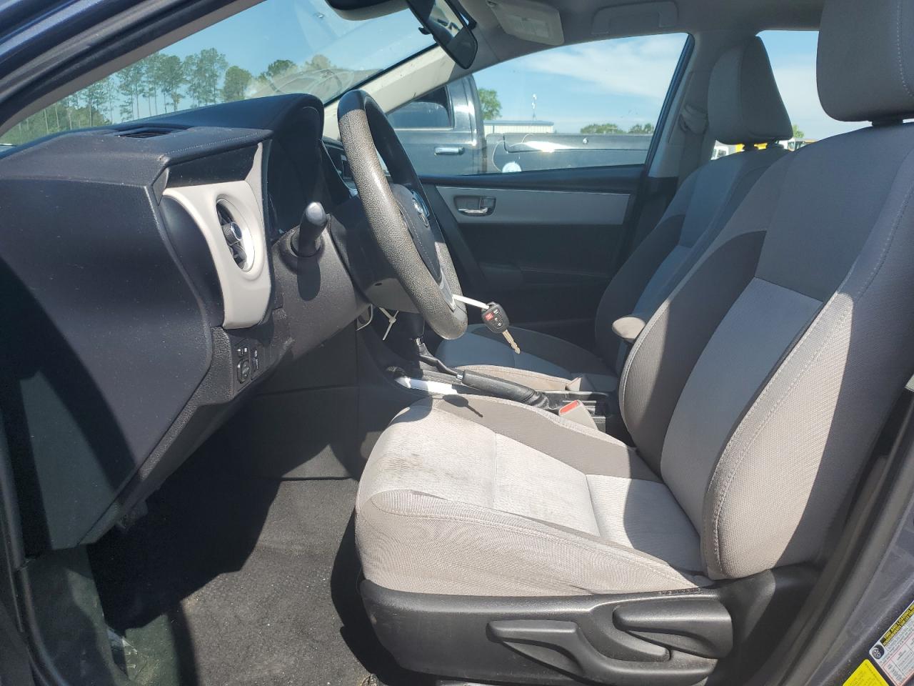 2017 Toyota Corolla L VIN: 5YFBURHE8HP652030 Lot: 56670055