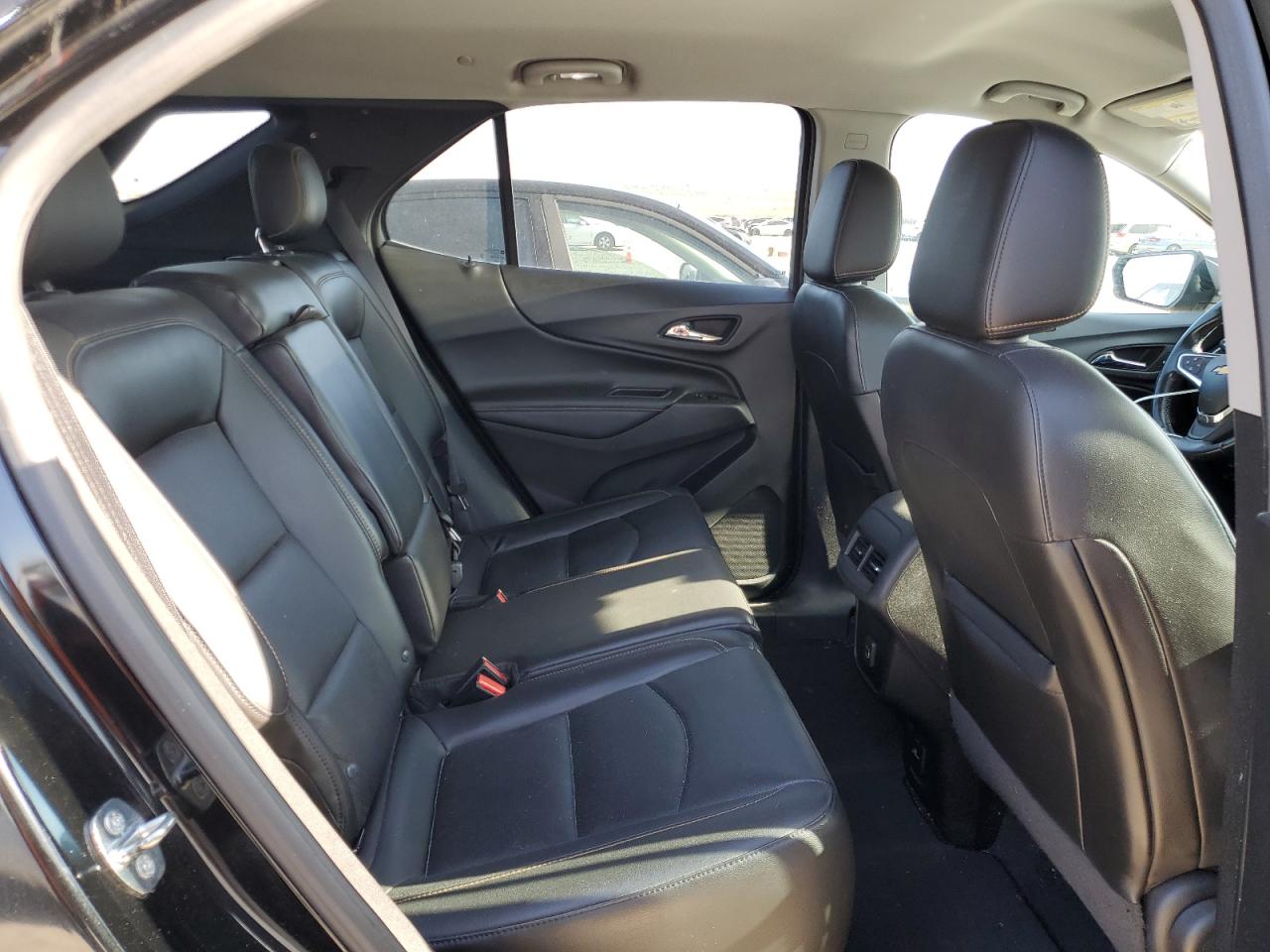2019 Chevrolet Equinox Premier VIN: 2GNAXXEV2K6138654 Lot: 57859185