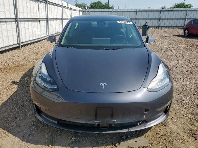  TESLA MODEL 3 2020 Сірий