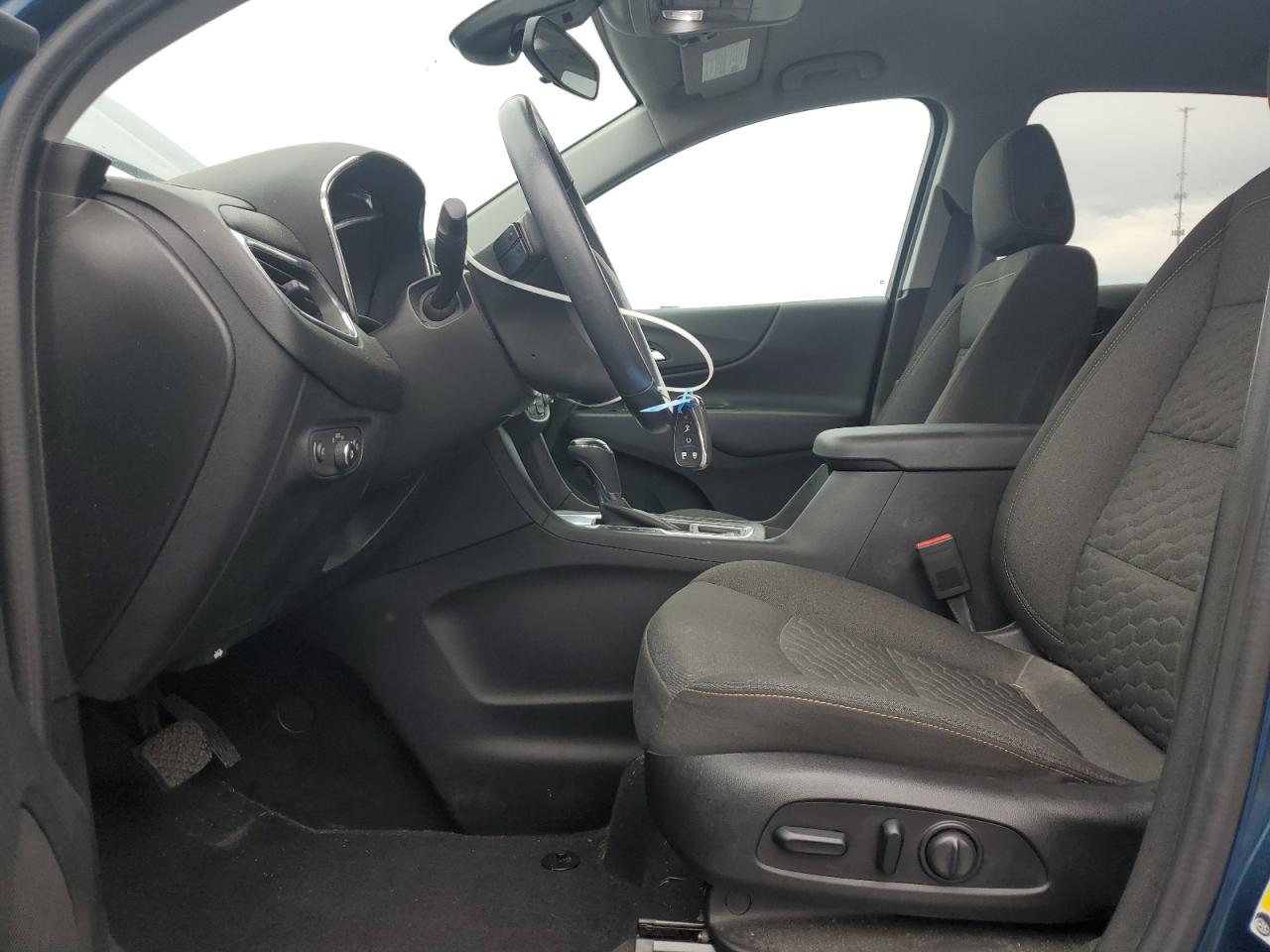 2GNAXKEV2L6135676 CHEVROLET EQUINOX 2020