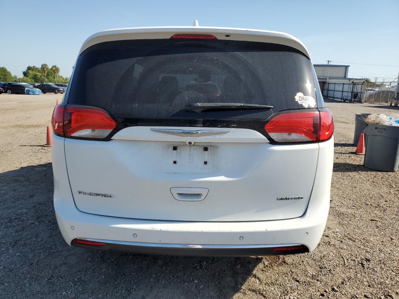 2017 Chrysler Pacifica Limited VIN: 2C4RC1GG5HR591807 Lot: 56651935