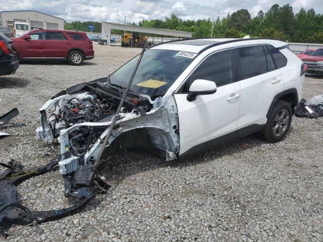 TOYOTA RAV4 XLE 2024