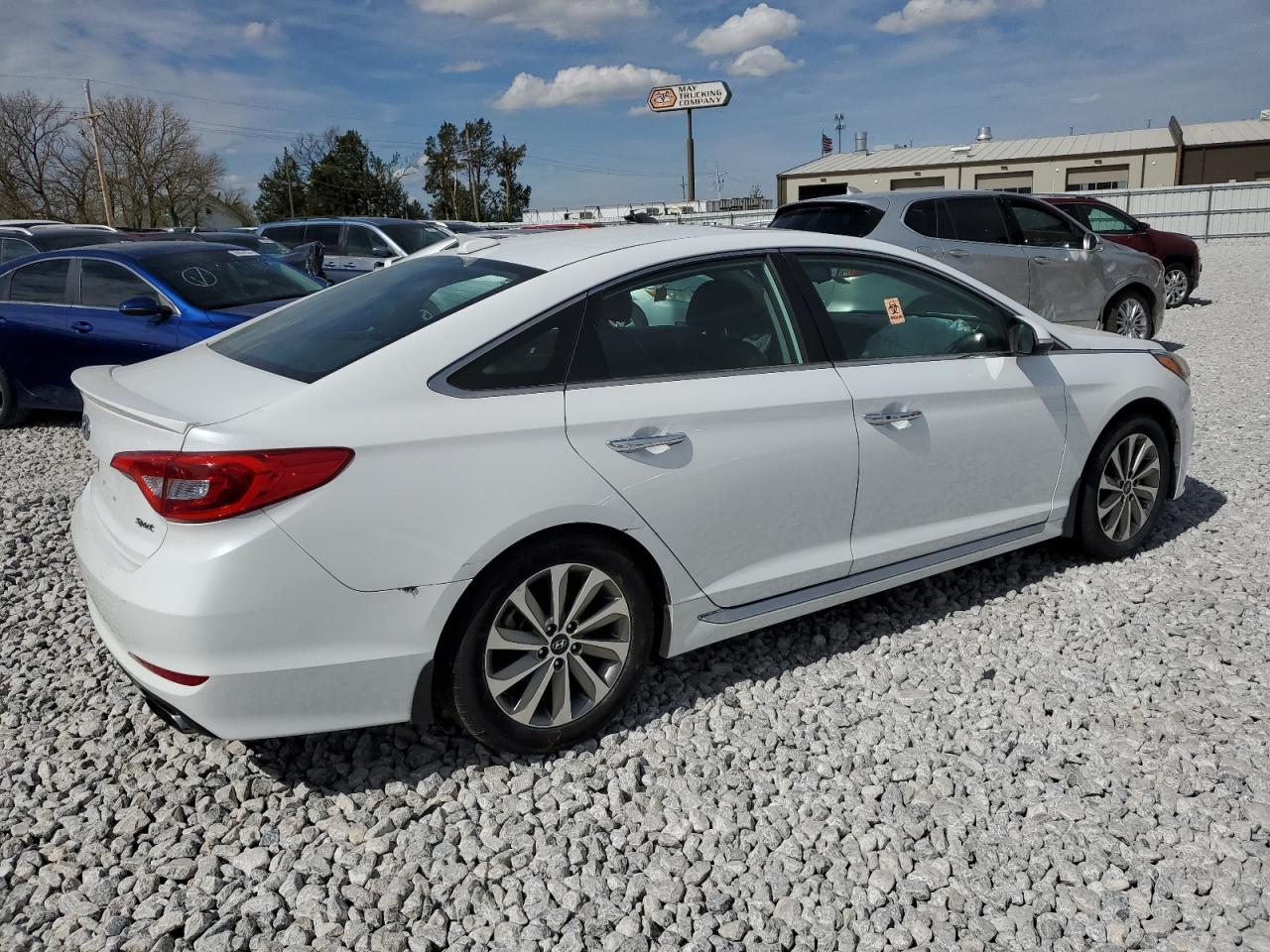 2017 Hyundai Sonata - Image 3