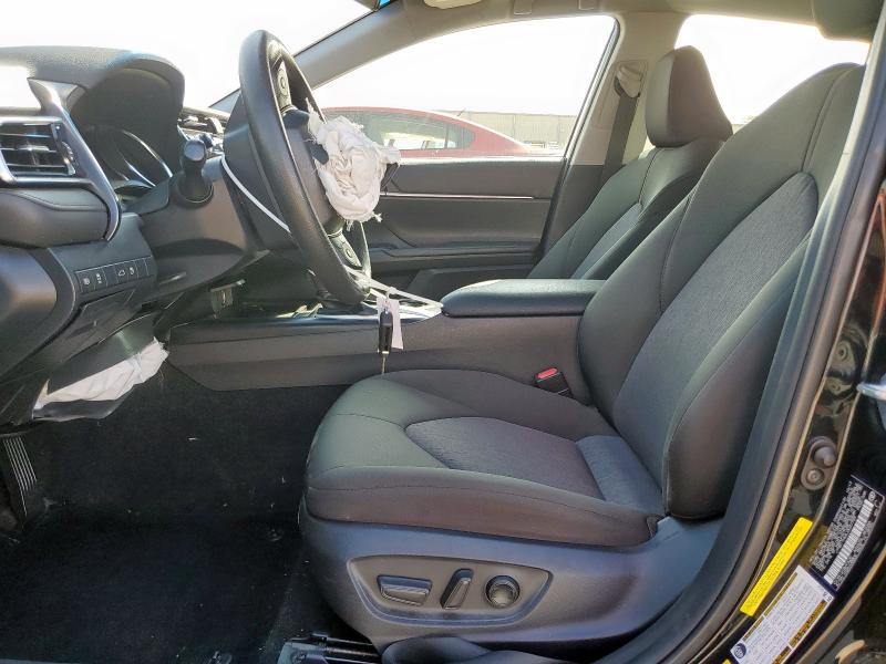  TOYOTA CAMRY 2018 Czarny