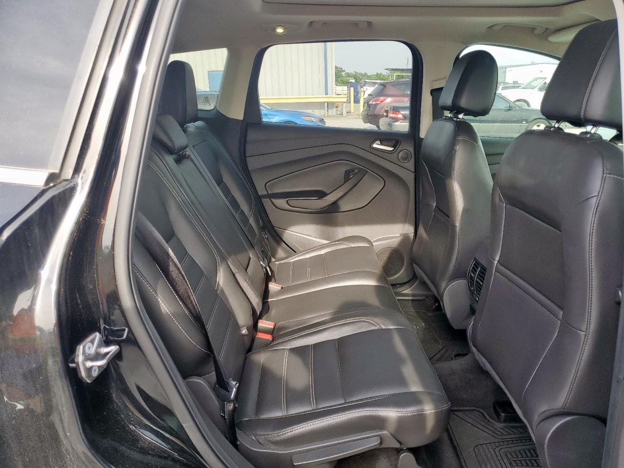 2017 Ford Escape Titanium VIN: 1FMCU0JD9HUB06238 Lot: 56900025