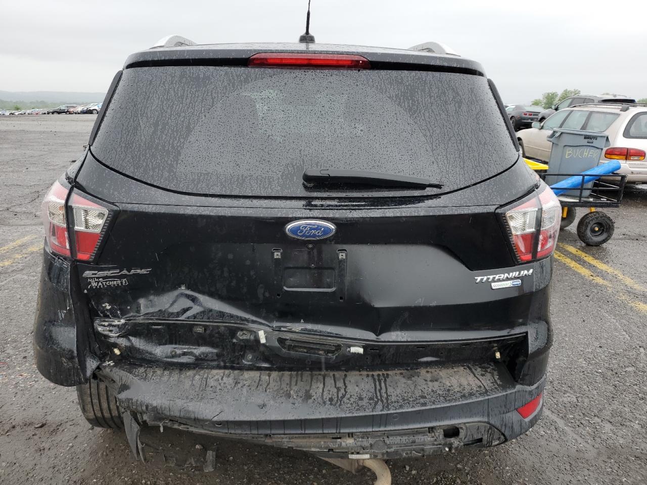 2017 Ford Escape Titanium VIN: 1FMCU9JD9HUC92125 Lot: 56580075