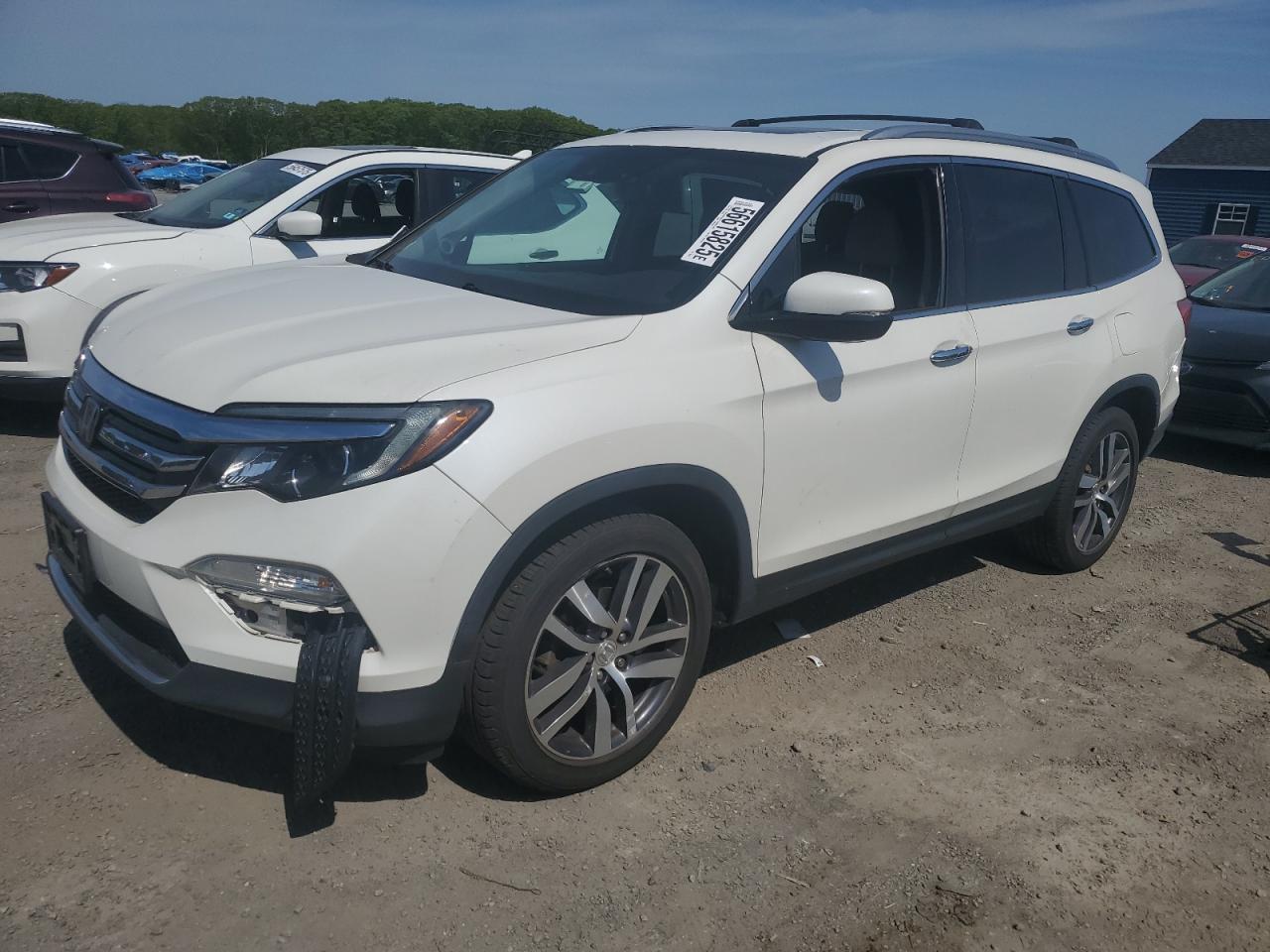 2018 Honda Pilot Touring zu verkaufen in Assonet, MA - Front End