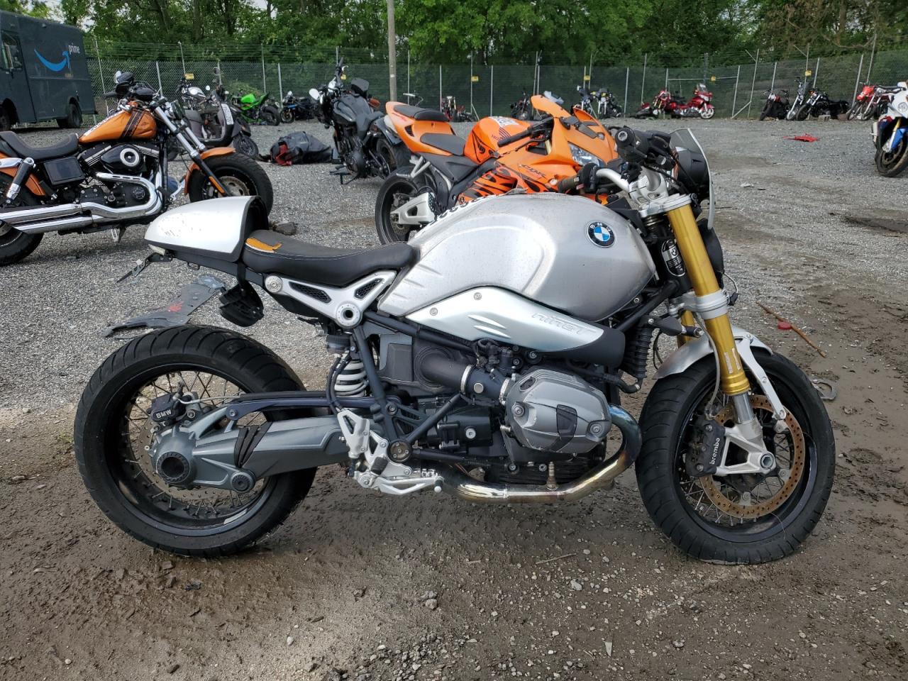 2016 BMW R Nine T