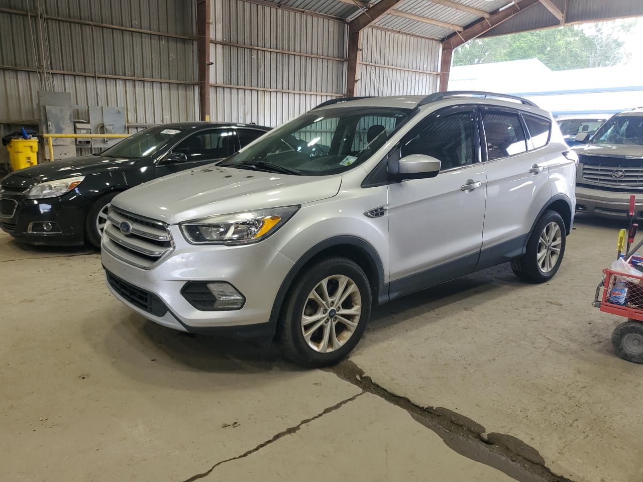 1FMCU0G99JUC63308 FORD ESCAPE 2018
