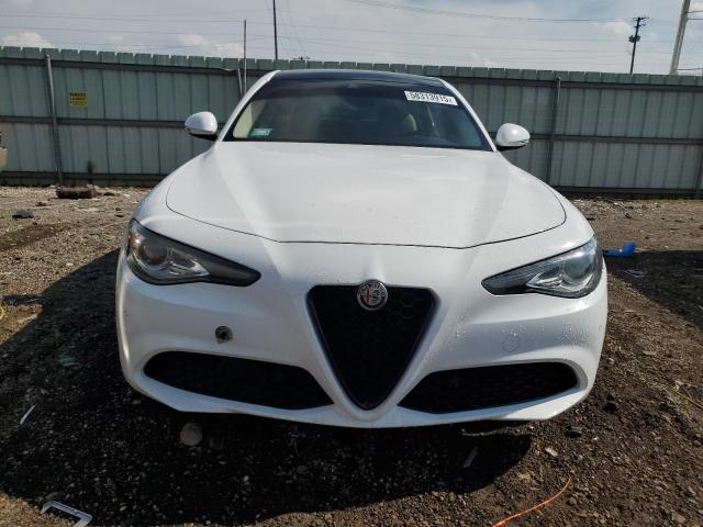  ALFA ROMEO GIULIA 2018 Білий