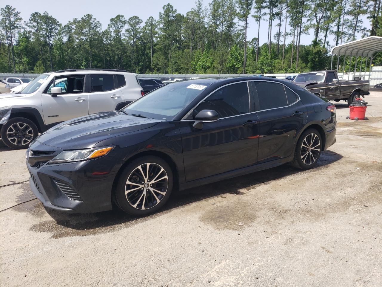2018 Toyota Camry L продається в Harleyville, SC - Water/Flood
