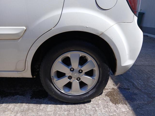 2010 KIA RIO DOMINO
