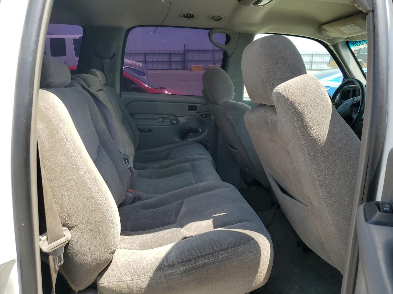 2005 Chevrolet Suburban C1500 VIN: 3GNEC16Z25G104721 Lot: 55809235