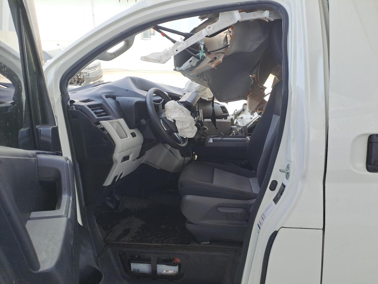 JTFLMFCP8P6008133 - 2015 Toyota Hiace - #55202655