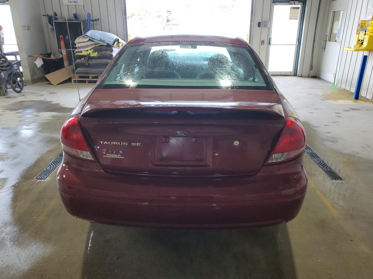 2005 Ford Taurus Se VIN: 1FAFP53U65A196387 Lot: 55882035