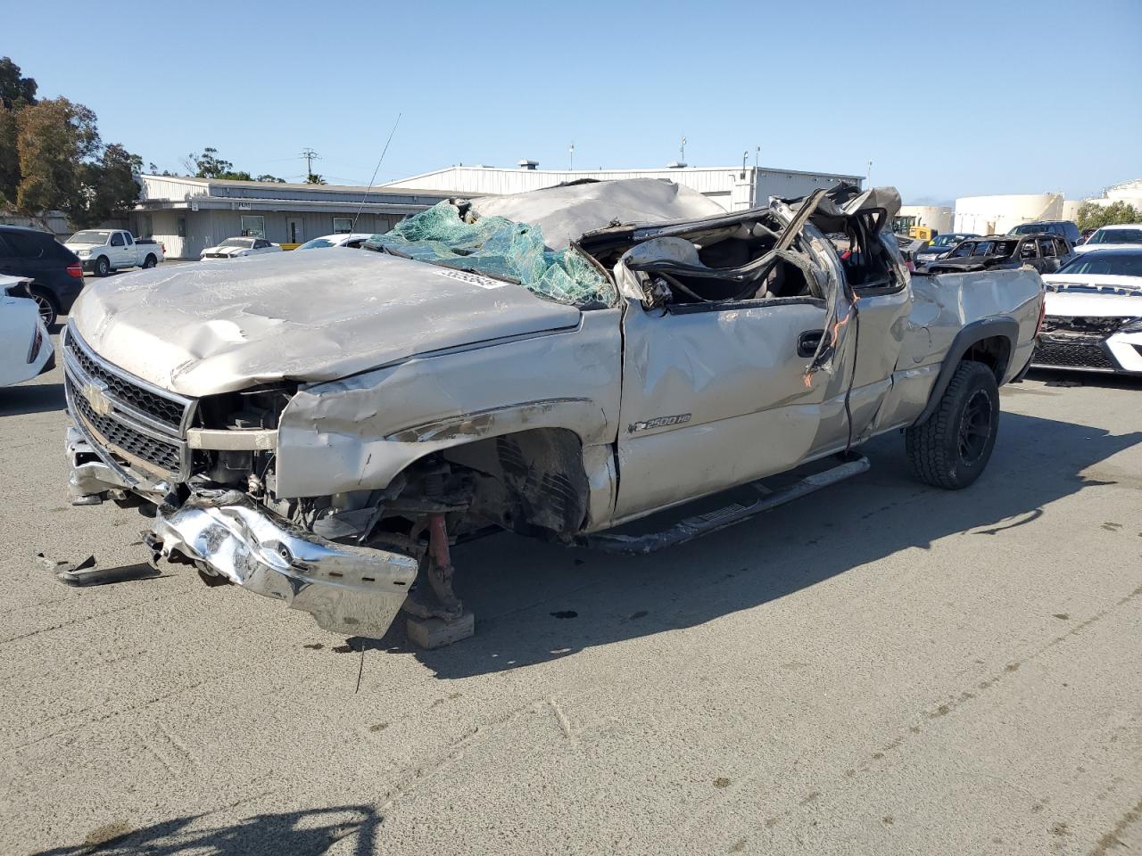 2006 Chevrolet Silverado C2500 Heavy Duty for Sale in Martinez, CA - All Over