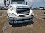 Riverview, FL에서 판매 중인 2006 Freightliner Columbia Semi Truck - Minor Dent/Scratches