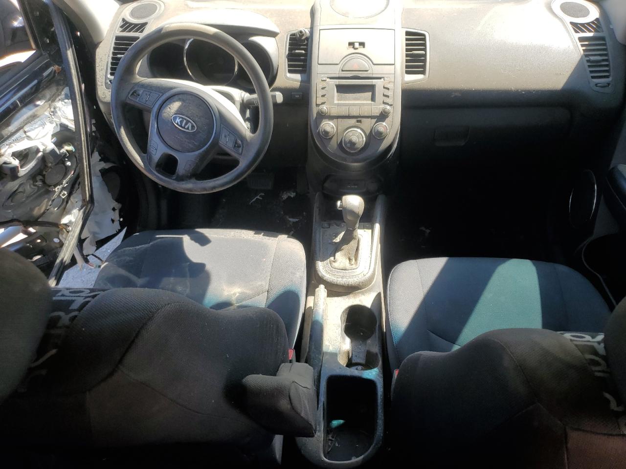 2011 Kia Soul + VIN: KNDJT2A28B7208886 Lot: 56465325