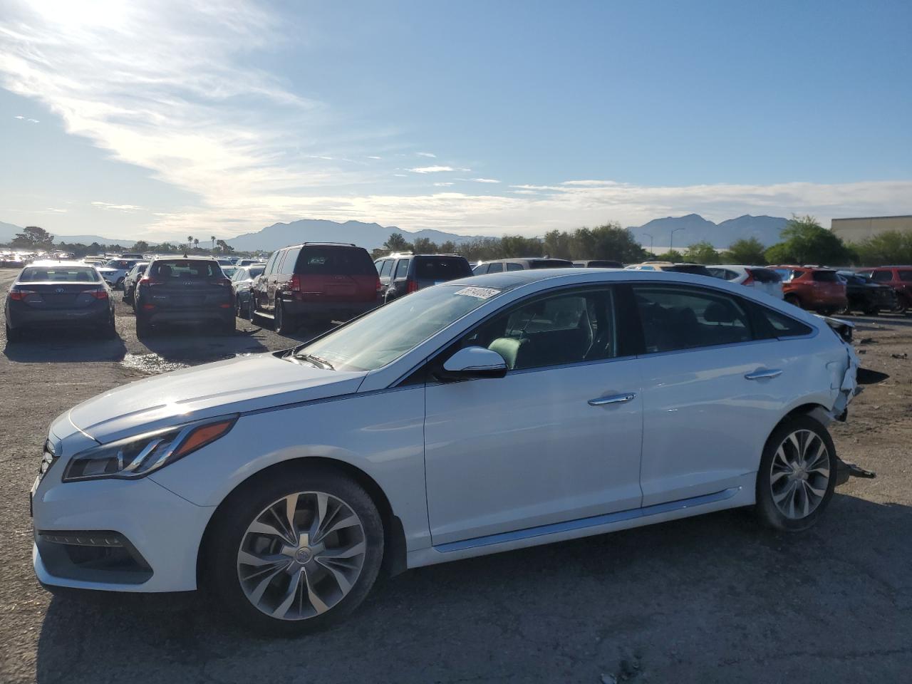 2015 Hyundai Sonata Sport zu verkaufen in Las Vegas, NV - Rear End