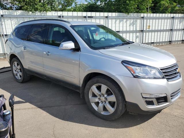  CHEVROLET TRAVERSE 2016 Srebrny