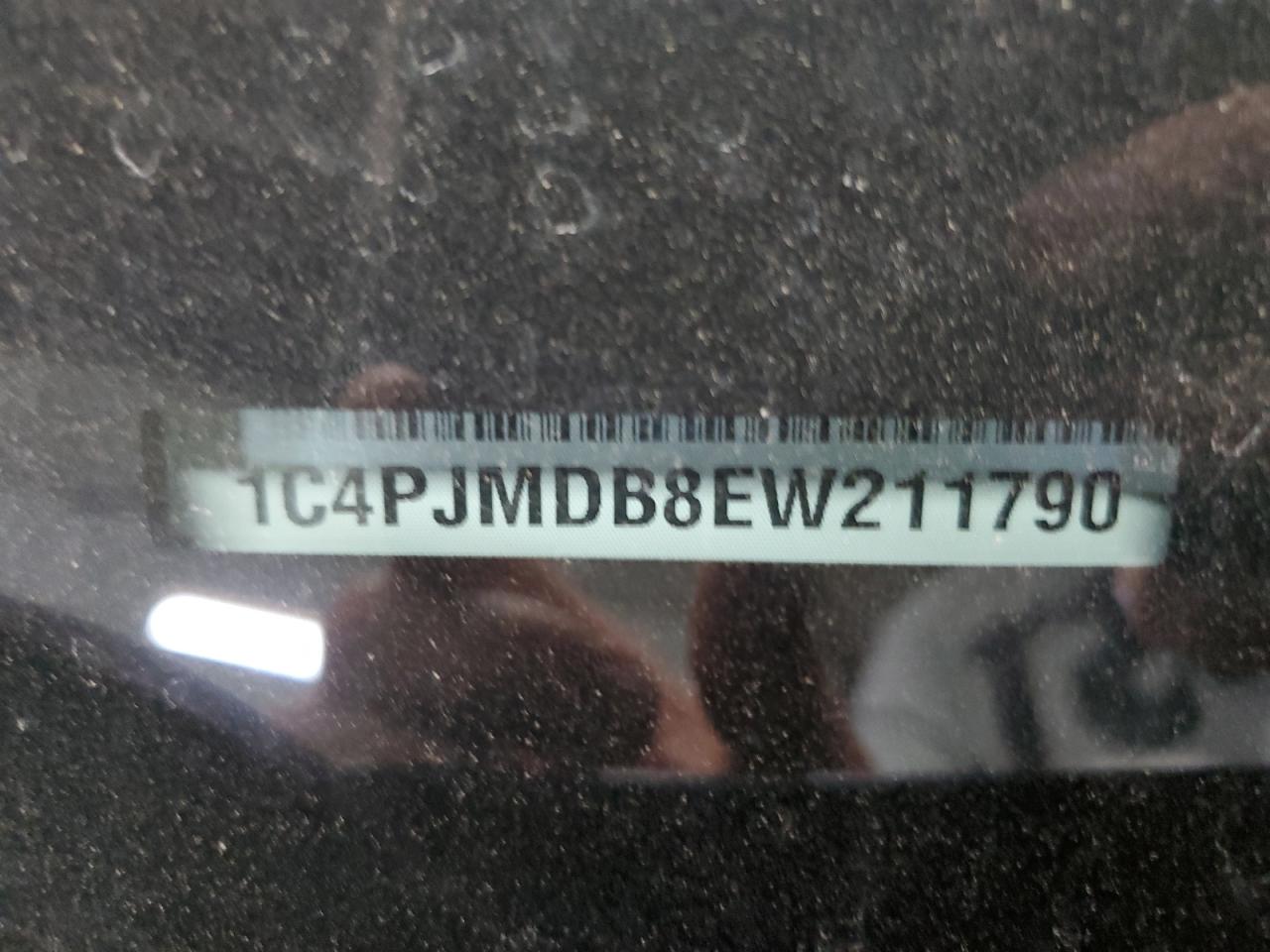 2014 Jeep Cherokee Limited VIN: 1C4PJMDB8EW211790 Lot: 58697825