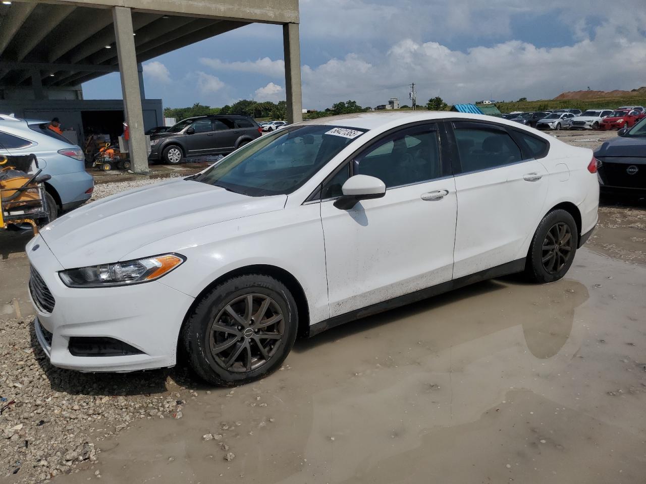 2013 Ford Fusion S