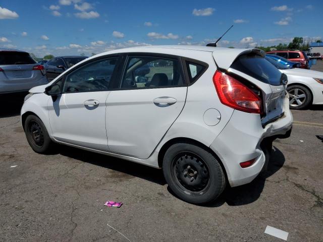  FORD FIESTA 2013 Белый