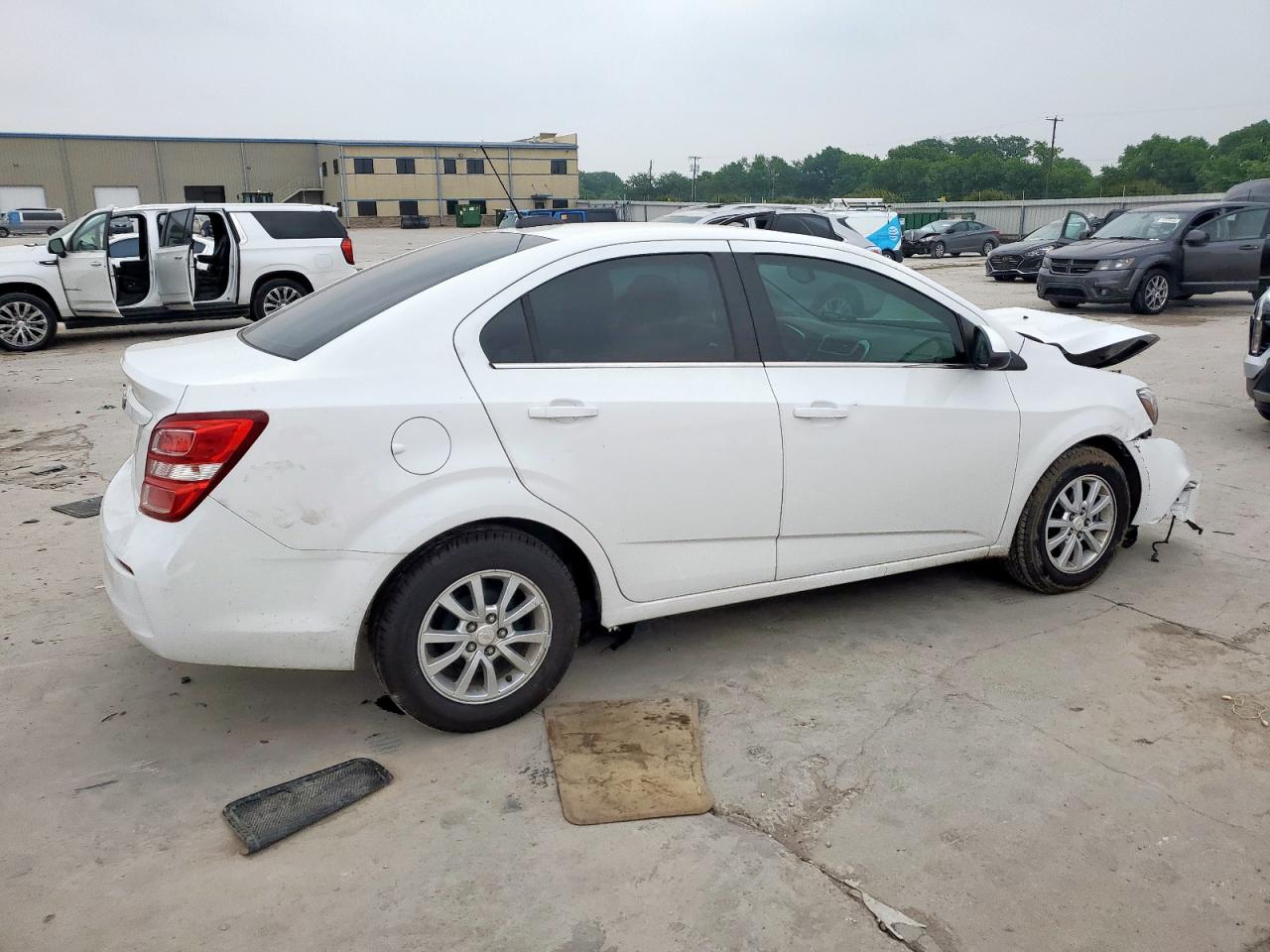 1G1JD5SH2J4137260 CHEVROLET SONIC 2018