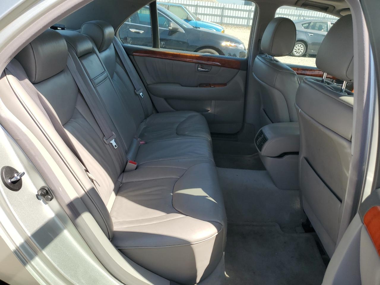 2002 Lexus Ls 430 VIN: JTHBN30F420075365 Lot: 55595355