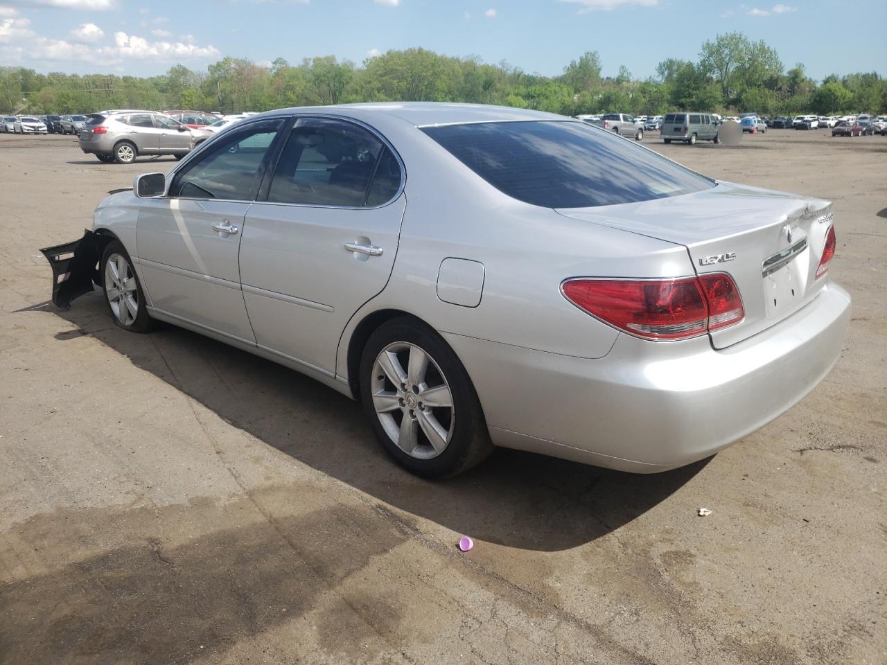 2005 Lexus ES 330 at CT - New Britain: JTHBA30G255