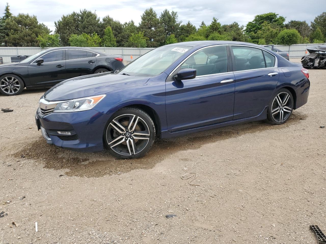 2017 Honda Accord Sport Special Edition for Sale in Elgin, IL - Side