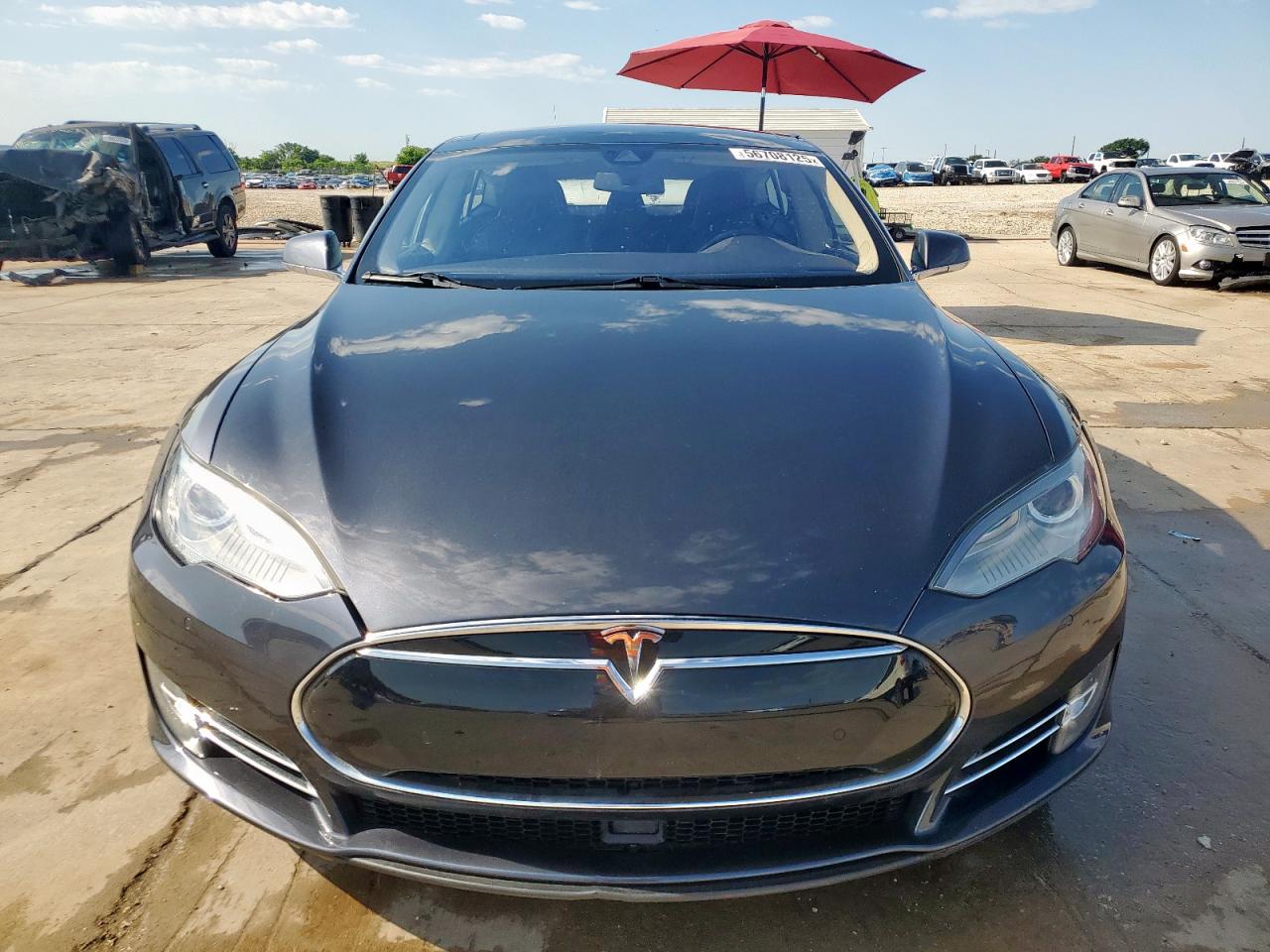 2015 Tesla Model S 85D VIN: 5YJSA1H24FF080141 Lot: 56708125