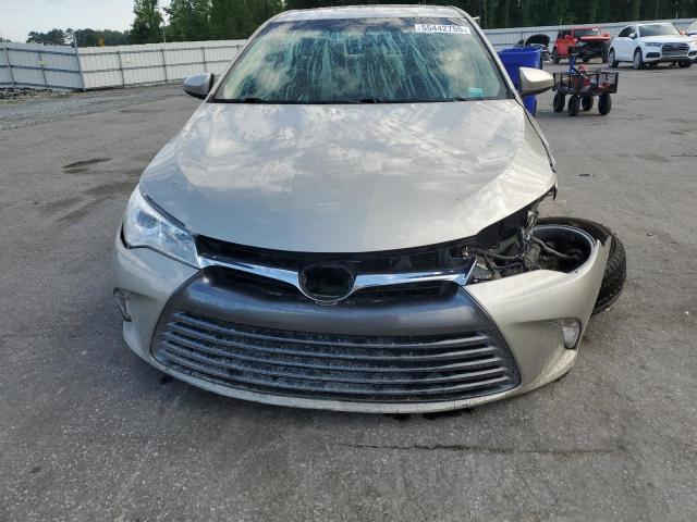  TOYOTA CAMRY 2017 Beżowy