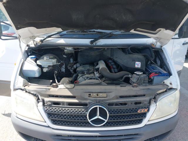 2004 MERCEDES BENZ MOTORHOME