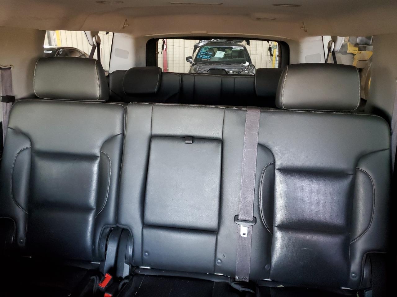 2015 GMC Yukon Xl K1500 Slt VIN: 1GKS2HKC0FR245592 Lot: 58989475